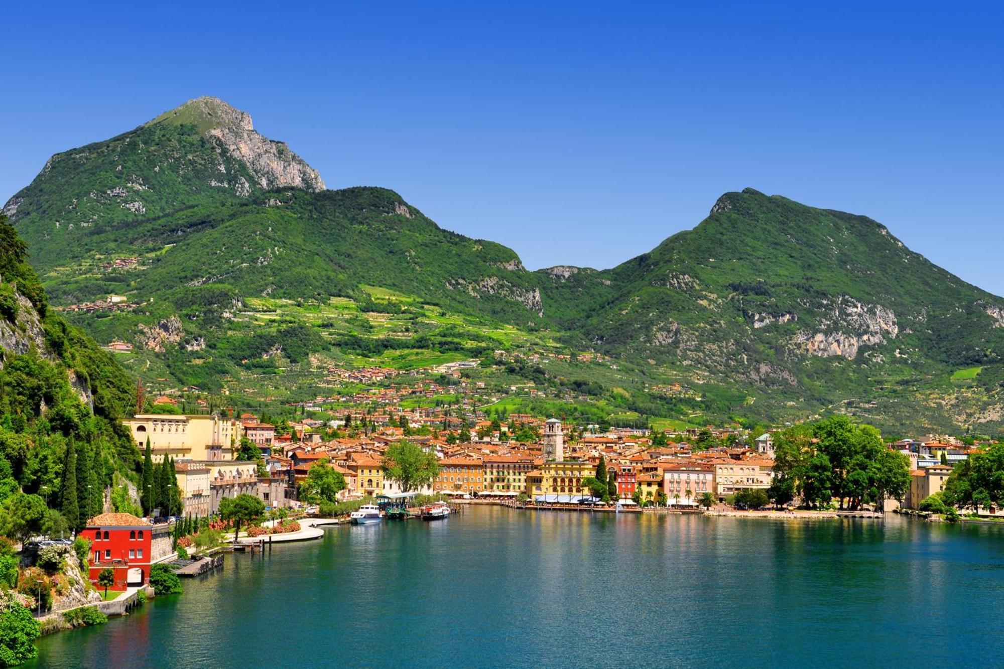 Casa Azzurra 150Mt From Lake - Happy Rentals リーヴァ・デル・ガルダ エクステリア 写真